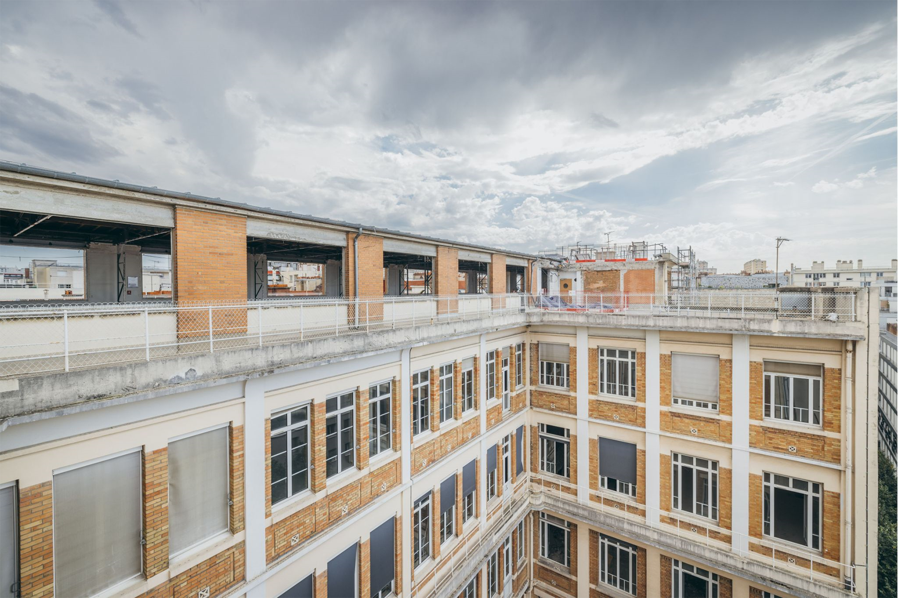 découvrez le calendrier de rénovation à paris 75009 : suivez les dates clés, les étapes des travaux et les conseils pour rénover votre logement dans le 9ᵉ arrondissement. informations pratiques et mises à jour pour réussir votre projet en toute sérénité.