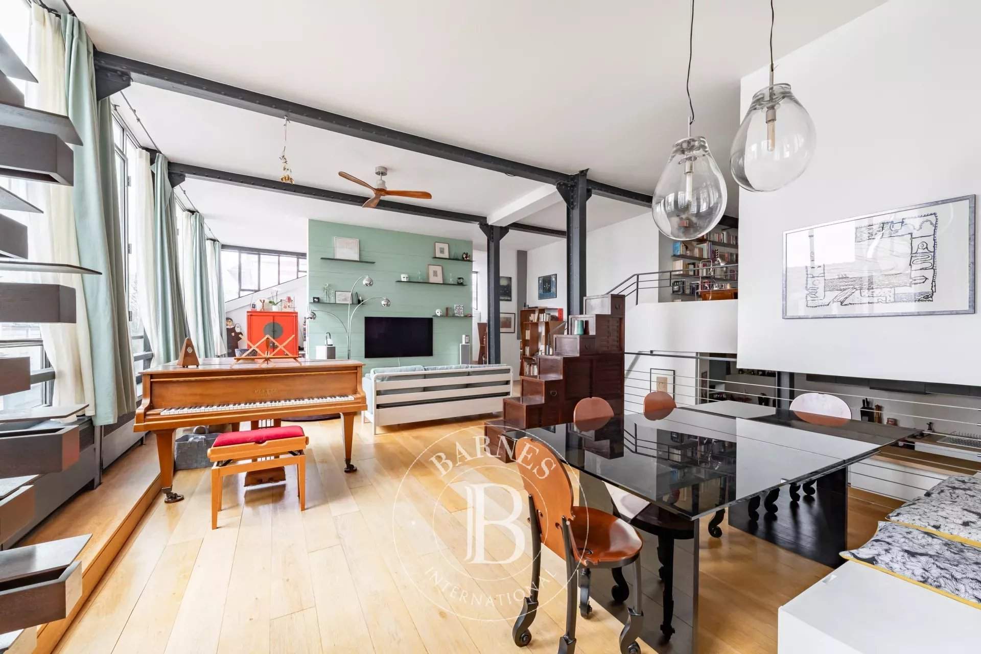 découvrez la cuisine loft à paris 75009 : un espace moderne et lumineux, idéal pour cuisiner et recevoir dans une ambiance conviviale au cœur du 9e arrondissement.