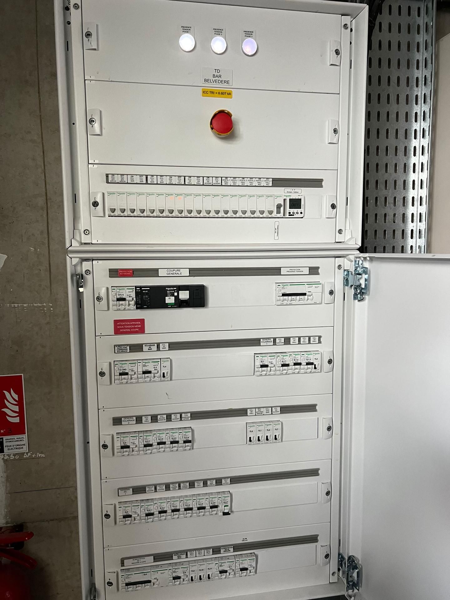 découvrez nos solutions de domotique pour l’éclairage à paris 75009 : installation, gestion intelligente de la lumière et économies d’énergie pour votre maison ou votre entreprise.
