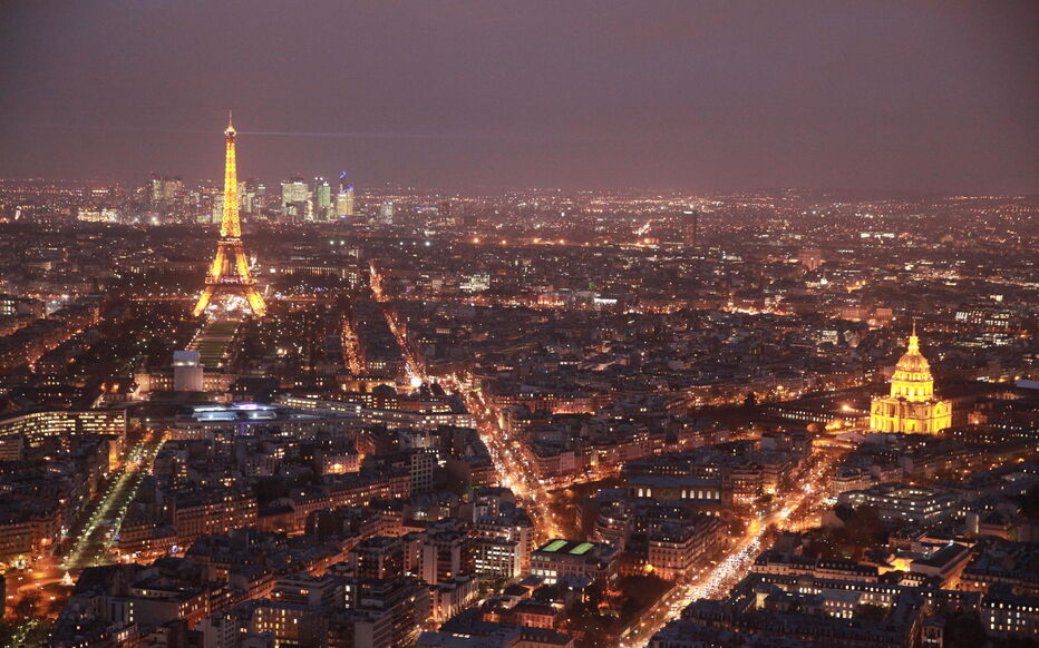 découvrez les meilleures solutions d'éclairage à paris 9 : luminaires modernes, conseils personnalisés et installations professionnelles pour sublimer votre intérieur ou espace commercial.