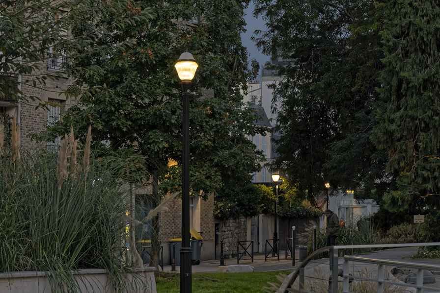 besoin d'un éclairagiste à paris 9 ? profitez de l'expertise d'un professionnel pour sublimer vos espaces avec des solutions d'éclairage adaptées à vos besoins. devis rapide et interventions sur mesure.
