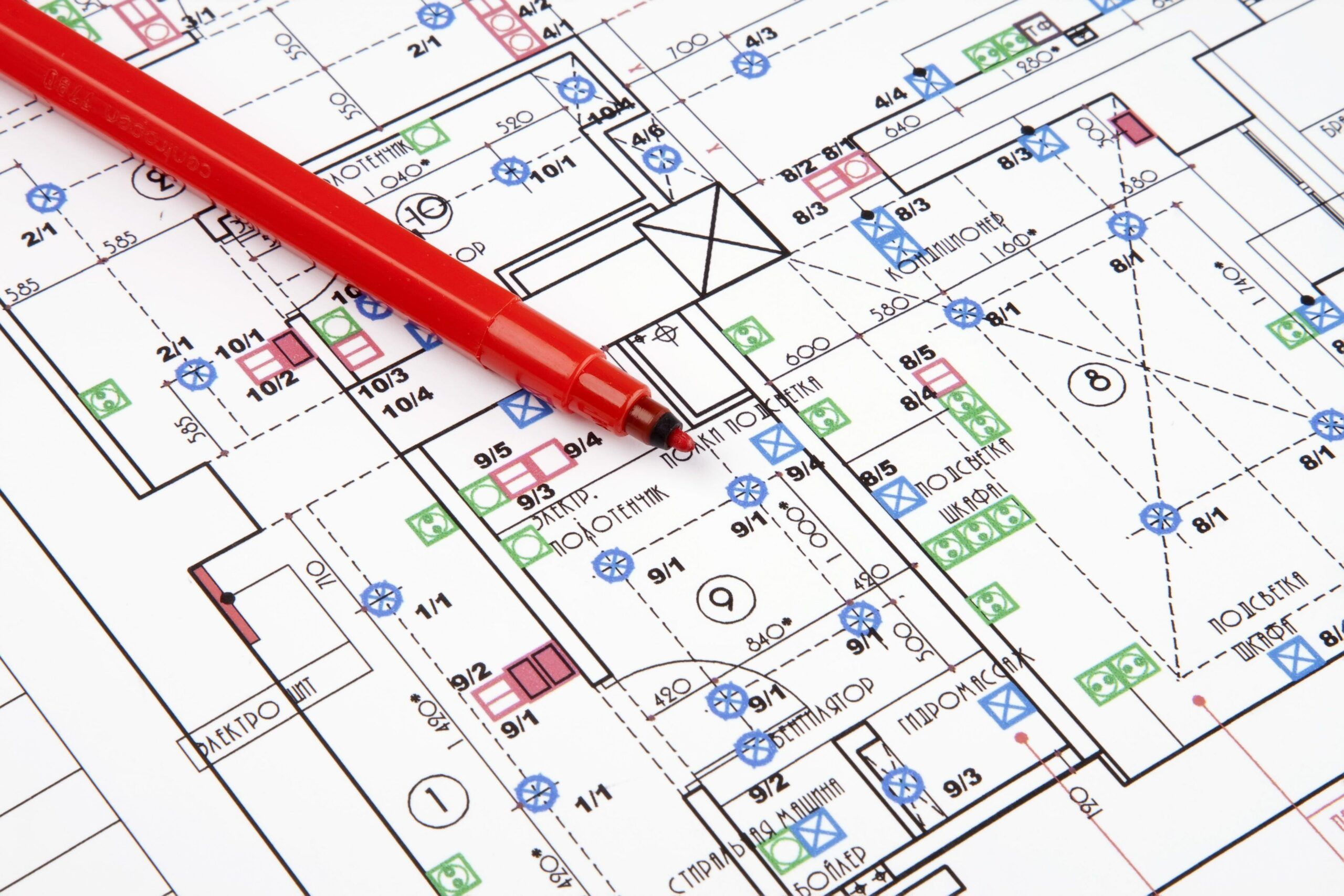 découvrez tout ce qu'il faut savoir sur les normes électriques 9ème édition : obligations, nouveautés, conseils pour la mise en conformité de vos installations électriques en france.