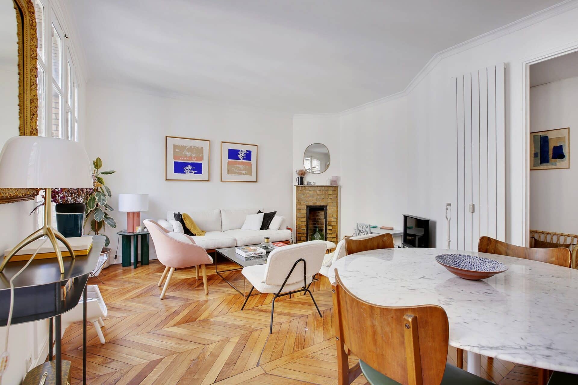 confiez la peinture de votre appartement à paris 75009 à des professionnels qualifiés. travaux soignés, devis gratuit et respect des délais pour un intérieur moderne et lumineux.