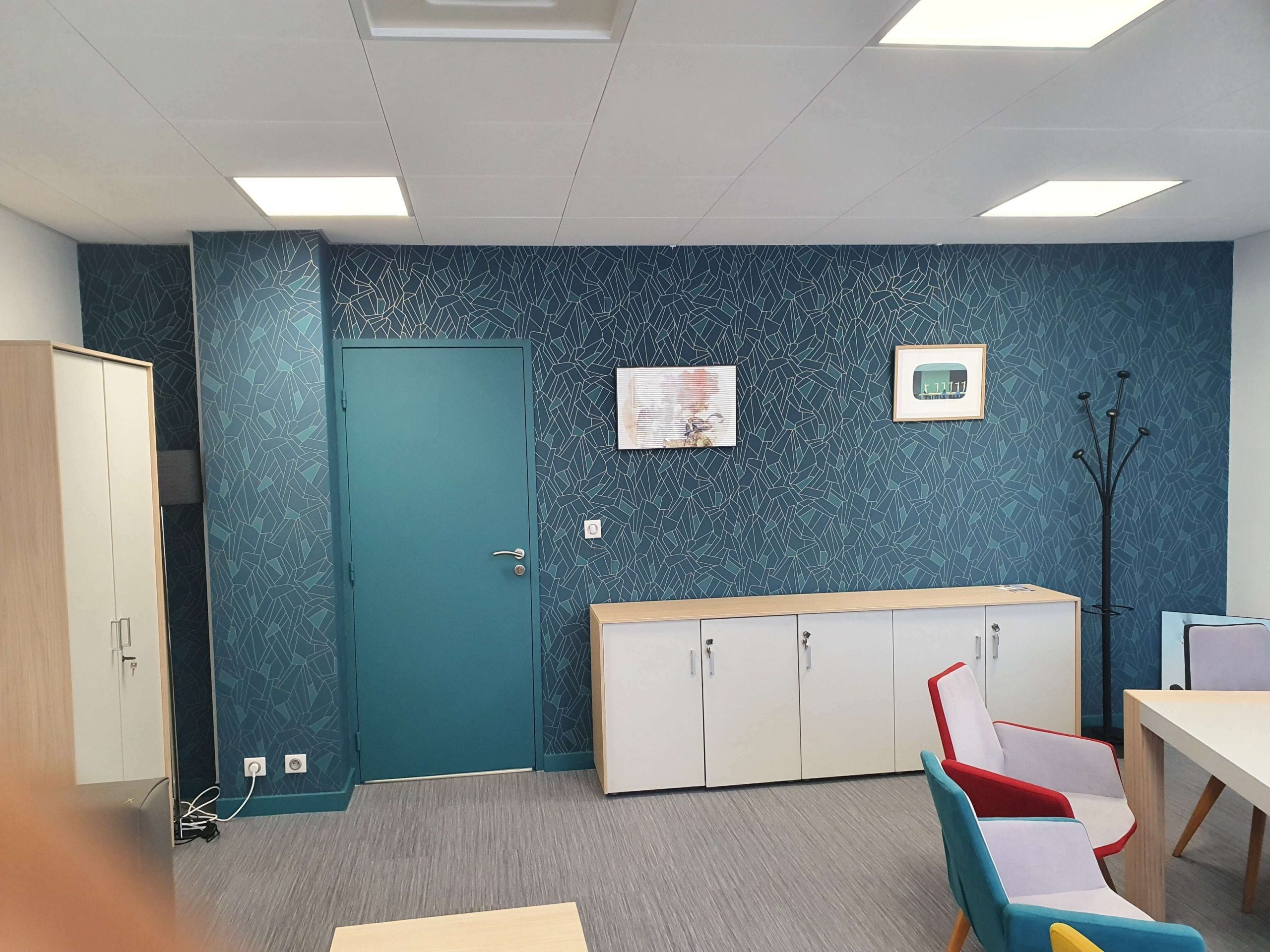 découvrez nos solutions de peinture et de revêtements adaptées à tous vos besoins. conseils, astuces et produits de qualité pour murs, sols et façades. embellissez et protégez vos surfaces efficacement.