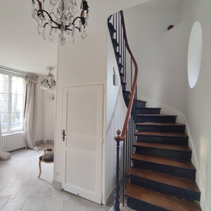confiez vos travaux de peinture intérieure dans le 75009 à des professionnels qualifiés. services sur-mesure, finitions soignées et conseils personnalisés pour sublimer votre intérieur à paris 9e.