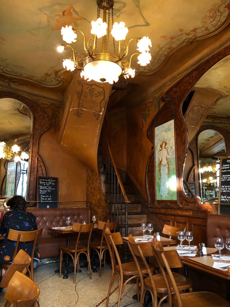 d&eacute;couvrez nos services de peinture haut de gamme &agrave; paris 9 : finitions luxueuses, mat&eacute;riaux de qualit&eacute;, conseils personnalis&eacute;s pour sublimer votre int&eacute;rieur avec &eacute;l&eacute;gance et raffinement.