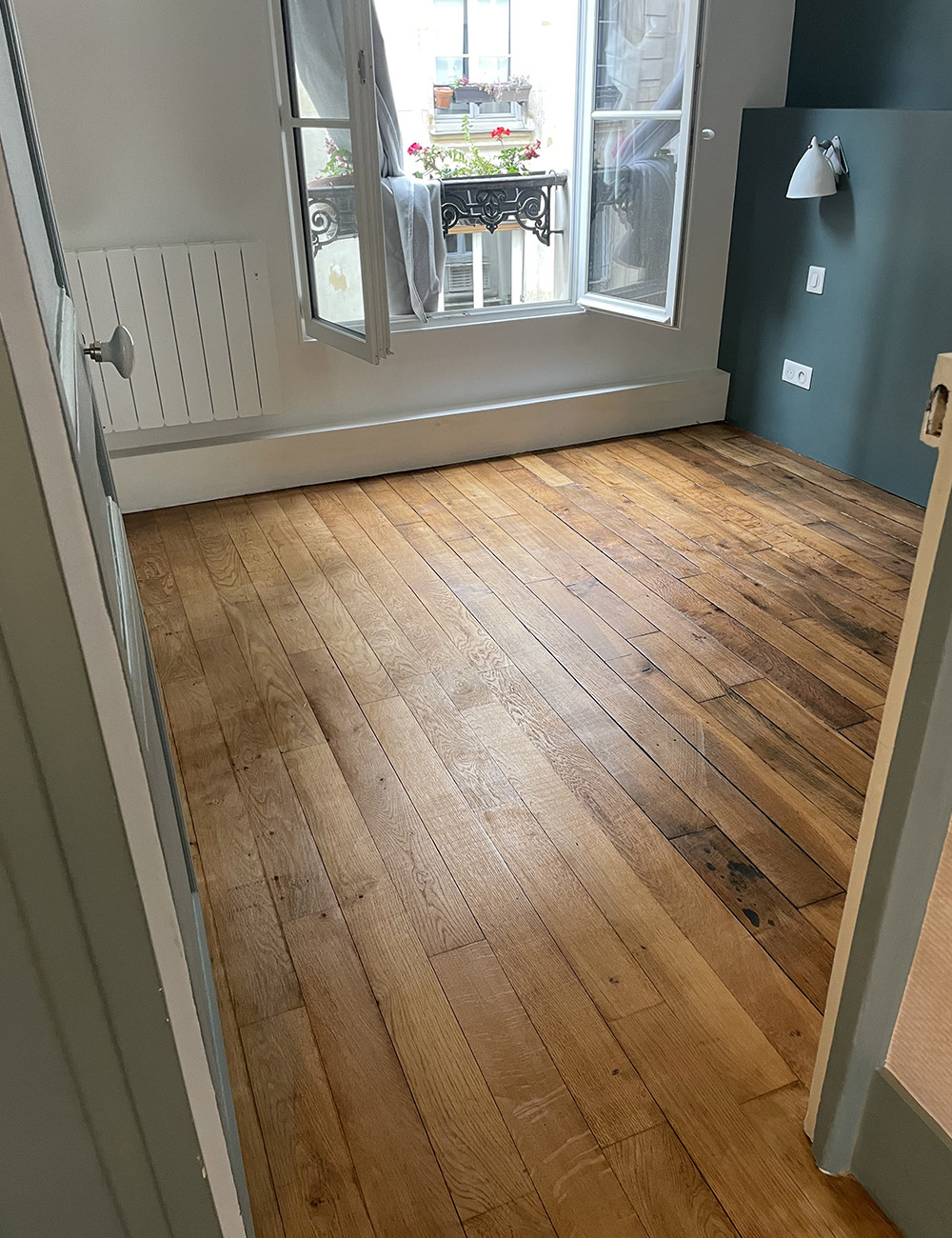 entreprise spécialisée dans le ponçage de parquet à paris 9, pour redonner éclat et beauté à vos sols. devis gratuit et intervention rapide par des experts qualifiés.