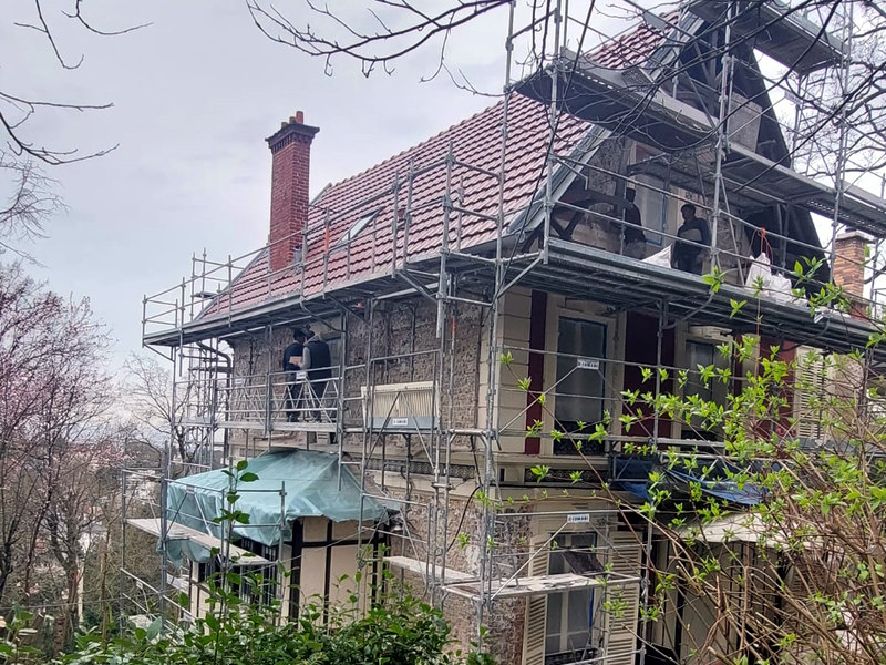 découvrez nos solutions complètes pour la rénovation de bâtiment : amélioration de l'efficacité énergétique, modernisation des espaces et respect des normes. obtenez un devis personnalisé dès aujourd'hui !