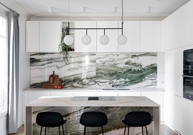 d&eacute;couvrez nos conseils et inspirations pour la r&eacute;novation de cuisine dans un appartement haussmannien &agrave; paris : pr&eacute;servez le charme d'origine tout en optimisant confort et modernit&eacute;. id&eacute;al pour r&eacute;ussir votre projet haut de gamme.