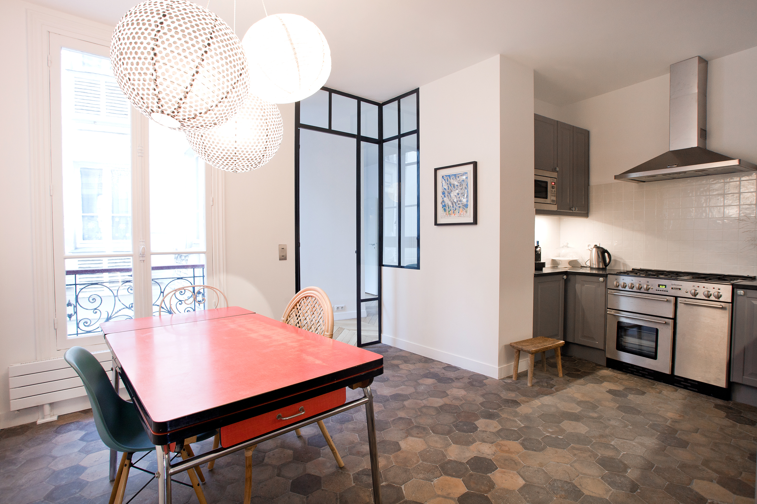 vous cherchez à rénover votre cuisine à paris 9 ? découvrez nos solutions sur-mesure pour transformer votre espace avec style et fonctionnalité. devis gratuit et conseils personnalisés.