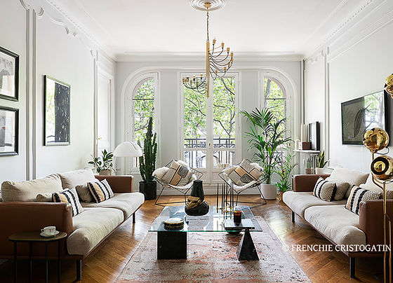 spécialistes de la rénovation d’appartements haussmanniens à paris 75009, nous sublimons chaque espace dans le respect du cachet d'origine. conseils personnalisés, artisans qualifiés et finitions haut de gamme.