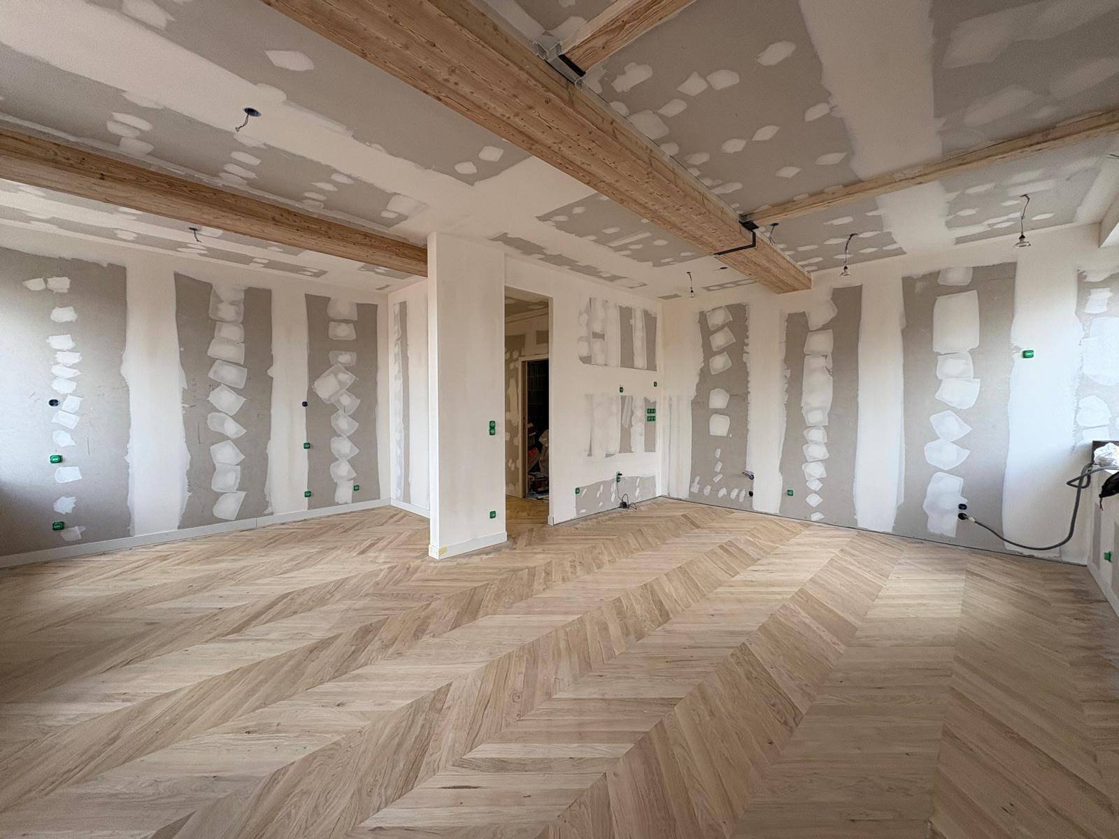 d&eacute;couvrez nos conseils et id&eacute;es pour la r&eacute;novation int&eacute;rieure : transformation de votre espace, choix des mat&eacute;riaux, astuces d&eacute;co et accompagnement pour r&eacute;ussir vos travaux avec style et efficacit&eacute;.
