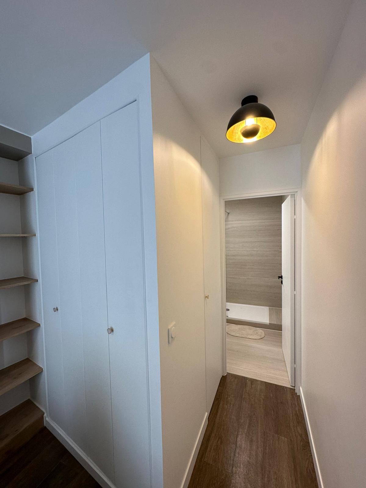 découvrez nos services de rénovation intérieure en île-de-france : conception, aménagement et travaux sur mesure pour transformer votre logement avec des artisans qualifiés. devis gratuit et accompagnement personnalisé.