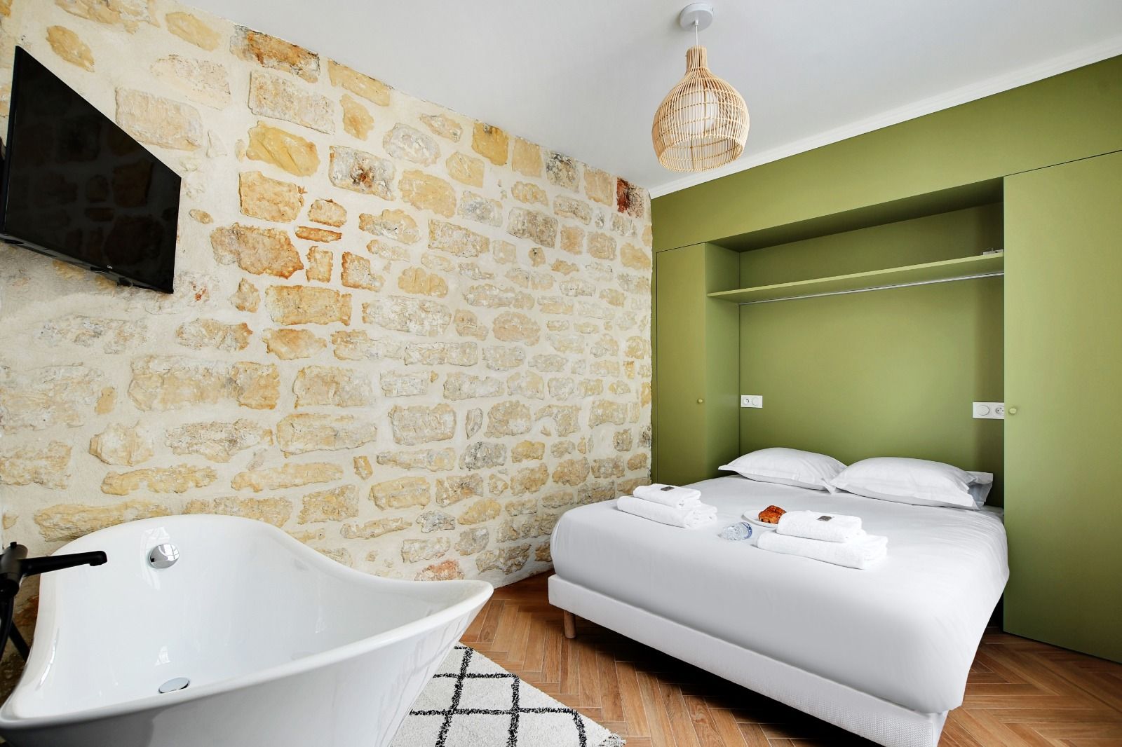 professionnels de la rénovation intérieure à paris : travaux sur mesure, conseils personnalisés et accompagnement complet pour transformer votre habitat. devis gratuit et réalisation de qualité.