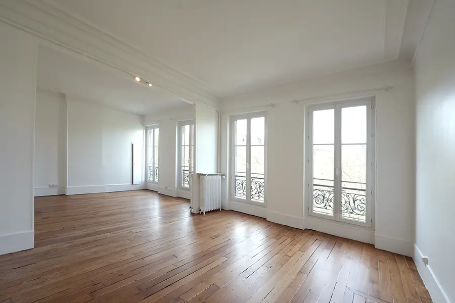 confiez votre rénovation intérieure à paris à des experts : conception sur-mesure, travaux tous corps d'état, conseils personnalisés et accompagnement de a à z pour sublimer votre espace.