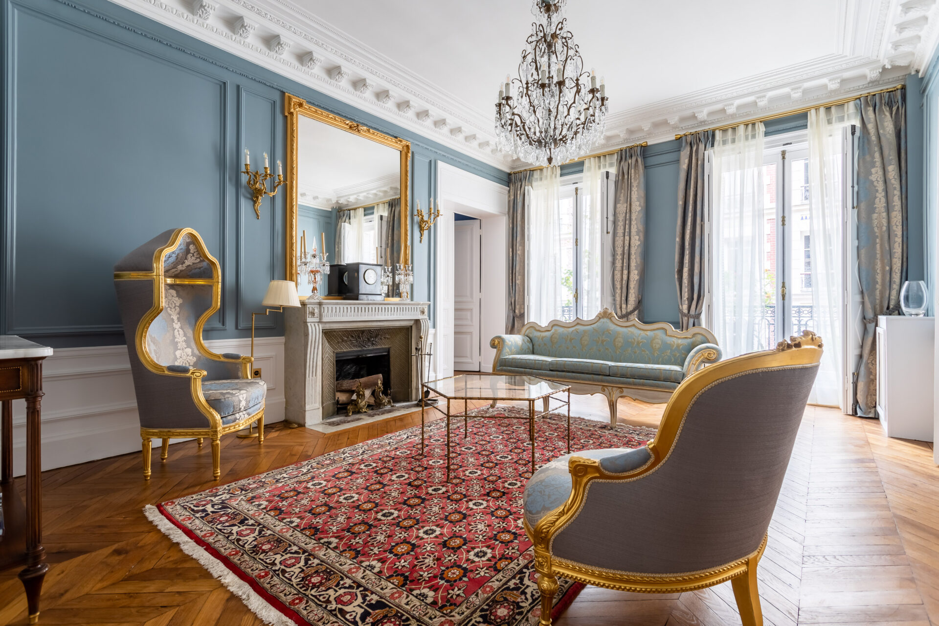 confiez votre rénovation intérieure à paris à des experts ! découvrez nos services sur mesure pour transformer votre appartement ou maison avec élégance et professionnalisme.