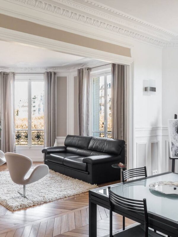 découvrez nos services de rénovation à paris : transformation d'appartements, maisons et locaux professionnels avec des experts qualifiés. devis gratuit, conseils personnalisés et suivi sur-mesure pour réaliser vos projets de rénovation dans la capitale.