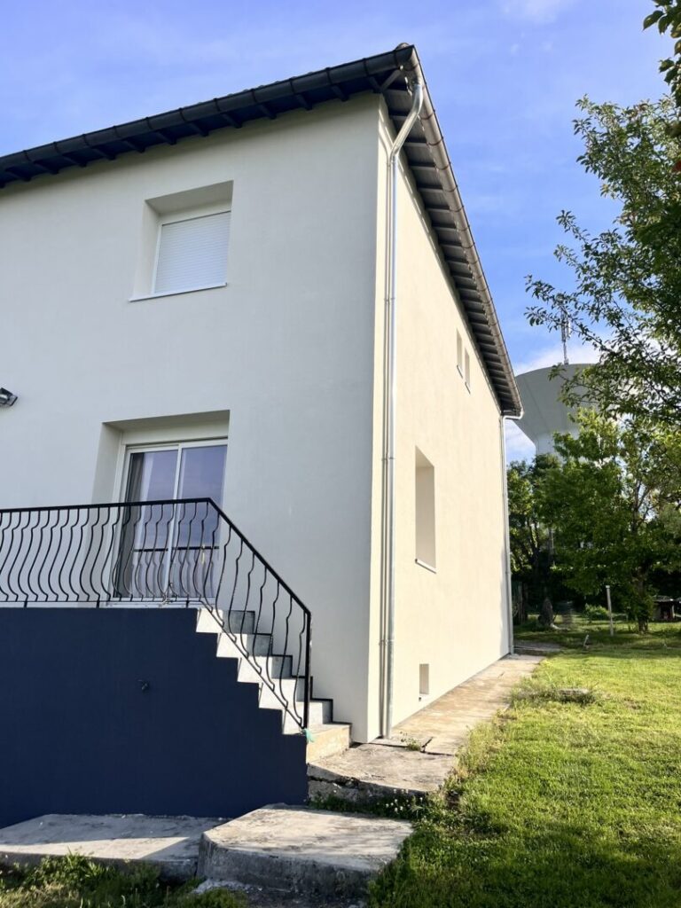 d&eacute;couvrez tous les secrets d'une r&eacute;novation r&eacute;ussie d'un b&acirc;timent du 18&egrave;me si&egrave;cle : conseils, astuces, et id&eacute;es pour pr&eacute;server le charme d'&eacute;poque tout en modernisant votre int&eacute;rieur.