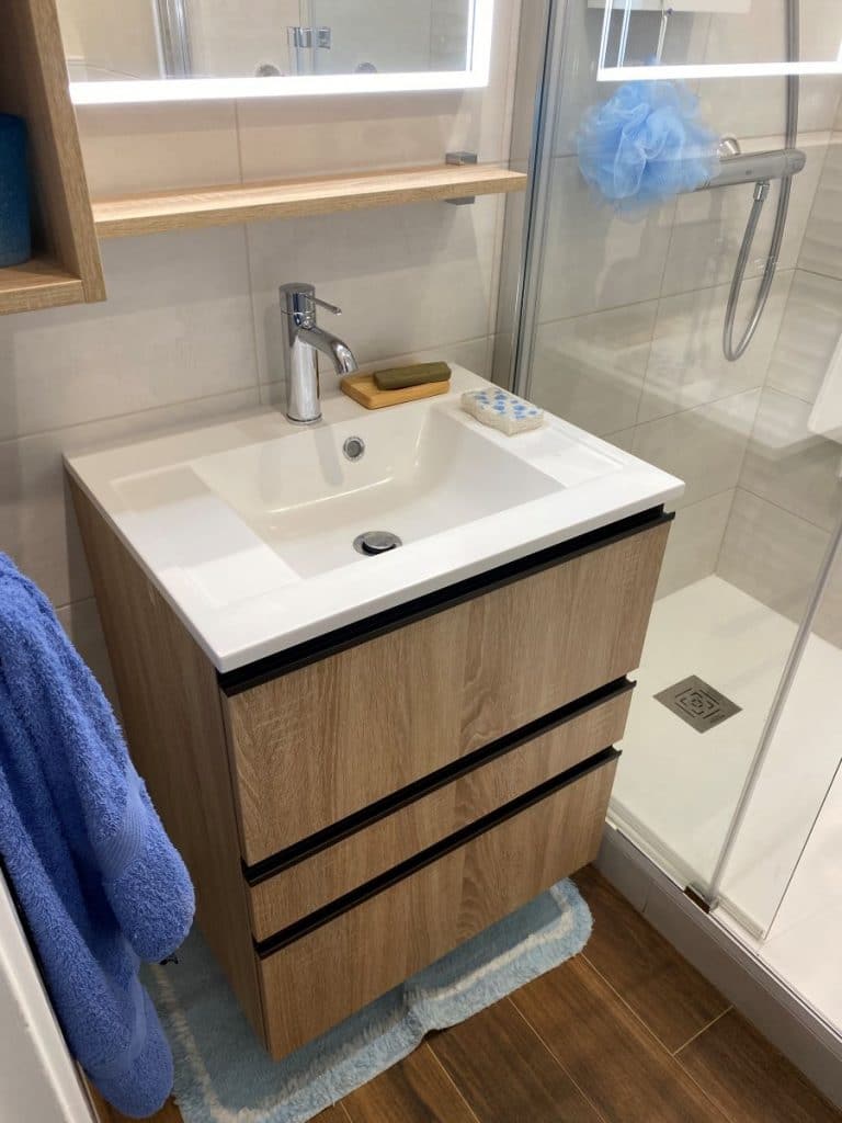 optez pour une rénovation de salle de bain écologique à paris 9 : matériaux durables, solutions éco-responsables et conseils d’experts pour un espace sain, moderne et respectueux de l’environnement.