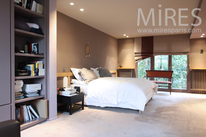 découvrez une suite parentale élégante à paris 75009, idéale pour un séjour confortable au cœur du 9ème arrondissement. profitez d’un espace moderne, luxueux et parfaitement situé pour explorer la capitale.