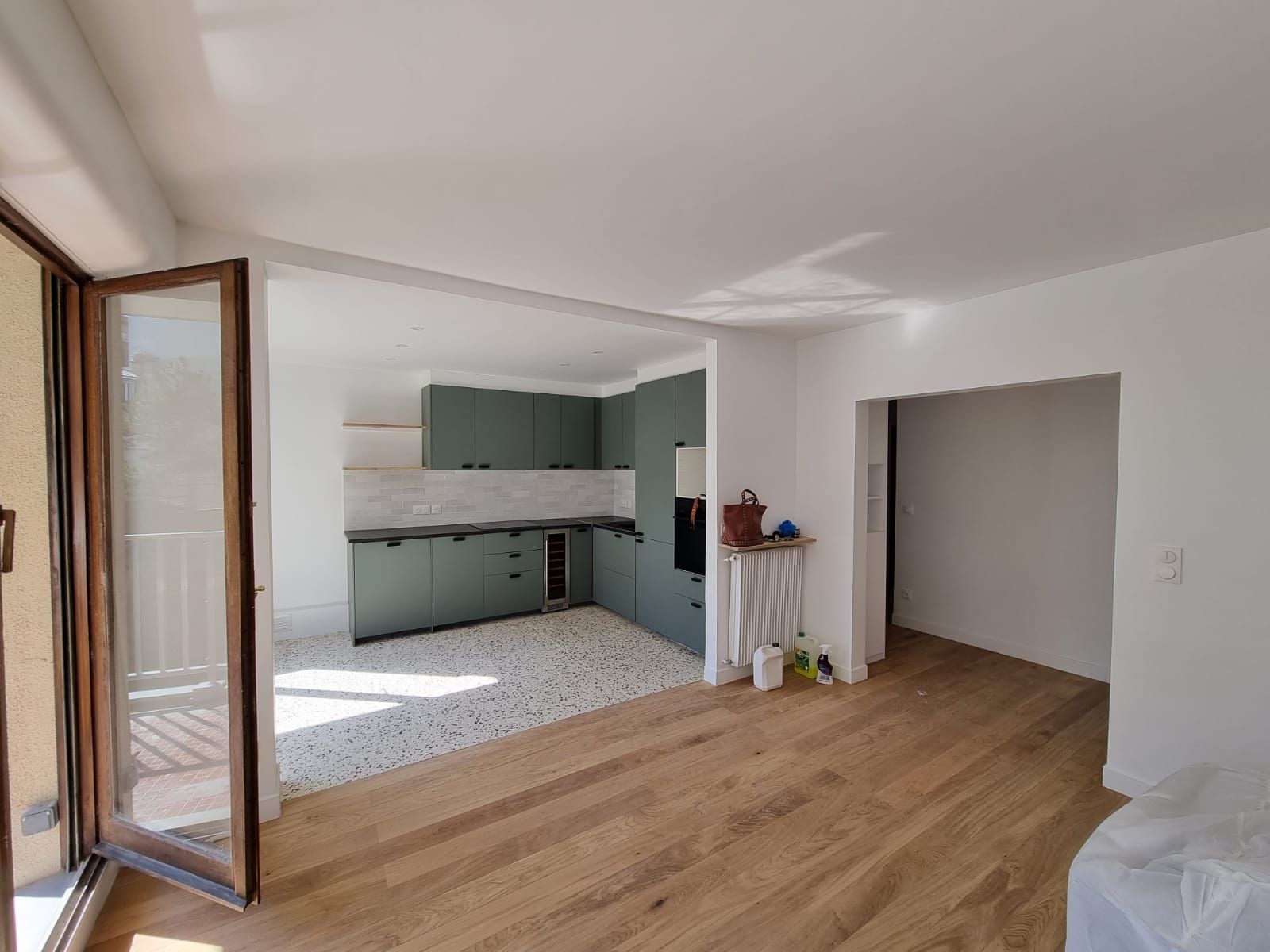découvrez nos conseils et solutions pour réussir tous vos travaux d'appartement : rénovation, aménagement, déco et astuces pour optimiser votre espace facilement.