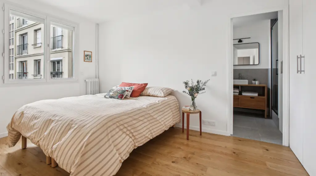 confiez vos travaux d'appartement à paris 75009 à des professionnels qualifiés. rénovation, aménagement et décoration sur-mesure pour un intérieur moderne et confortable. devis gratuit et accompagnement personnalisé.