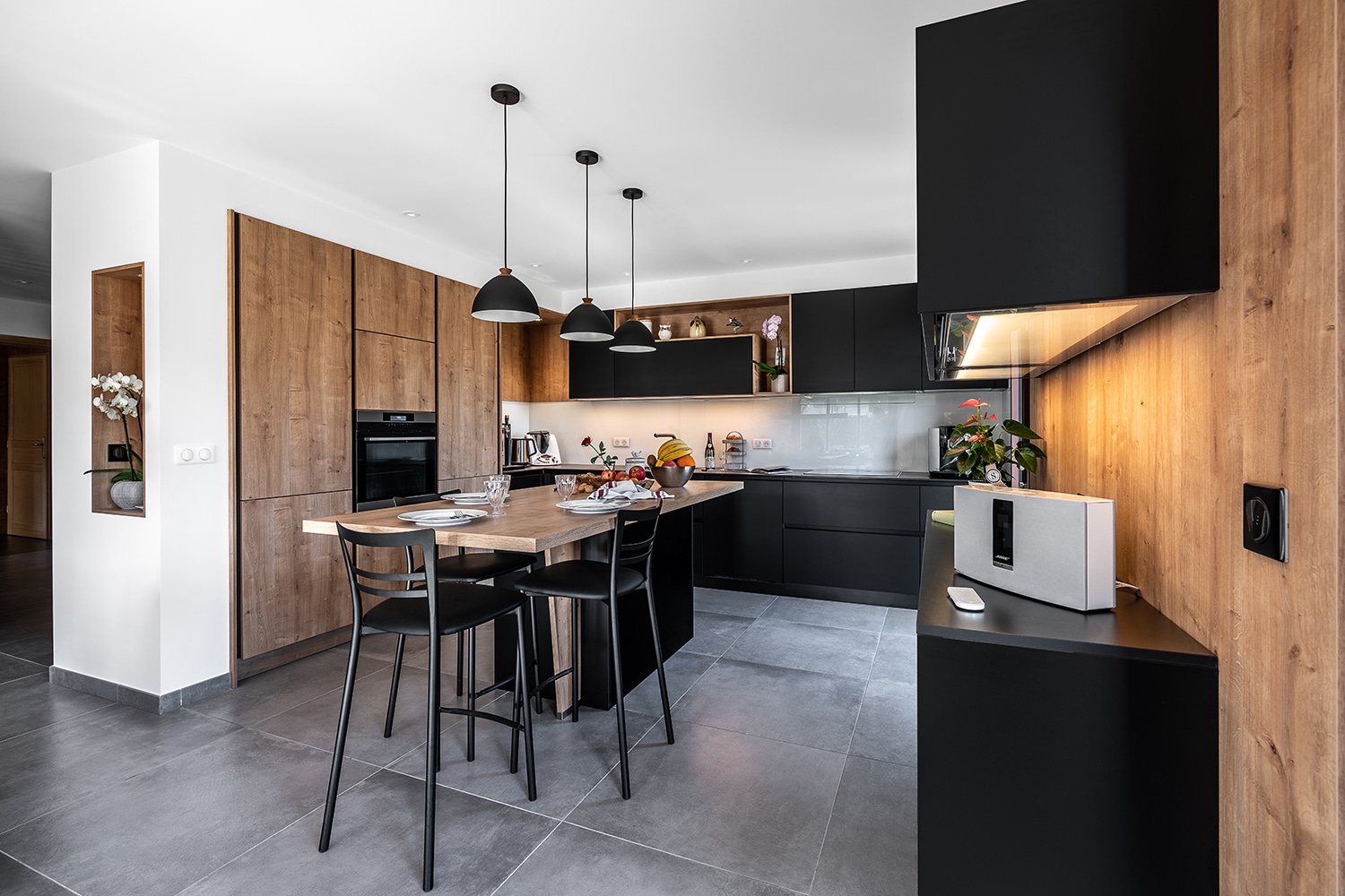 d&eacute;couvrez nos solutions d&rsquo;am&eacute;nagement int&eacute;rieur haut de gamme pour transformer votre espace en un lieu &eacute;l&eacute;gant et raffin&eacute;, alliant design exclusif et mat&eacute;riaux de qualit&eacute; sup&eacute;rieure.