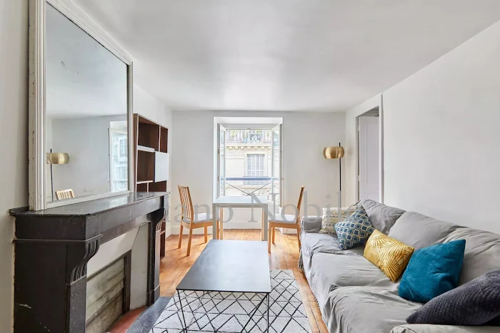 découvrez nos services de rénovation pour appartement 3 pièces à paris 75009 : conseils personnalisés, travaux de qualité, optimisation de l’espace et finitions soignées pour un logement moderne et confortable.