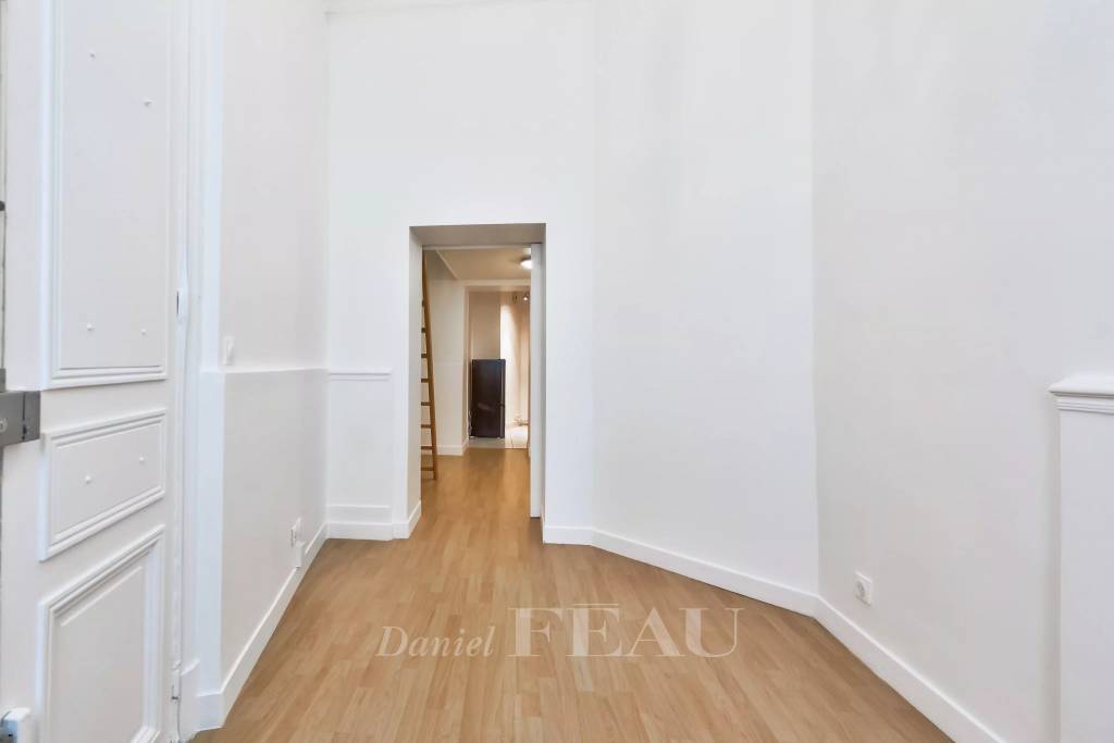 confiez la rénovation de votre appartement loué à paris 75009 à des experts qualifiés. solutions sur-mesure pour optimiser votre bien, valoriser votre patrimoine et assurer la satisfaction de vos locataires.