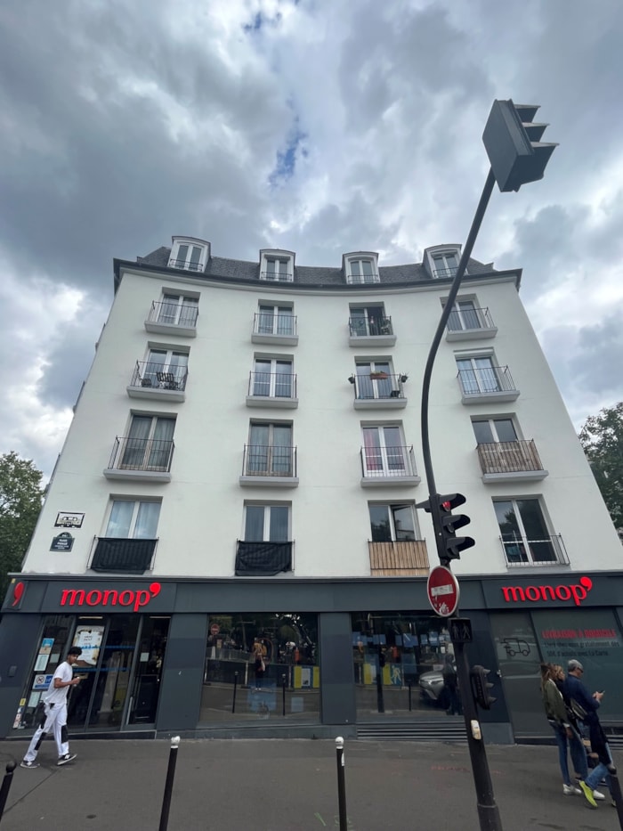 besoin de rénover votre appartement ou local à paris 75009 ? découvrez nos services professionnels de rénovation sur mesure pour transformer votre espace avec qualité et savoir-faire.