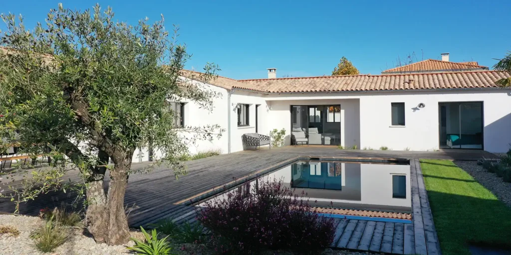 découvrez les tarifs de rénovation de maison en charente, avec des conseils pour optimiser vos coûts et réussir vos travaux.