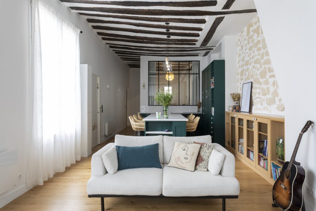 découvrez le coût de la rénovation d'appartement en 2024 : estimations détaillées, conseils pratiques et astuces pour optimiser votre budget travaux.
